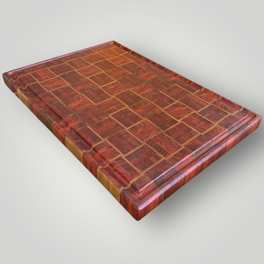 Weave pattern, End Grain Cutting Board / Butcher's Block with Juice groove.